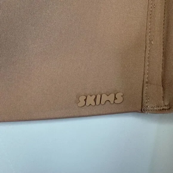 NEW SKIMS womens sz 36DDD wireless strapless lightly padded removable straps bra - Picture 7 of 12